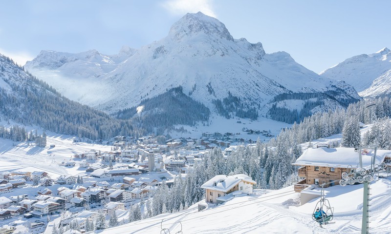 Luftaufnahme  Chalet Oberlech